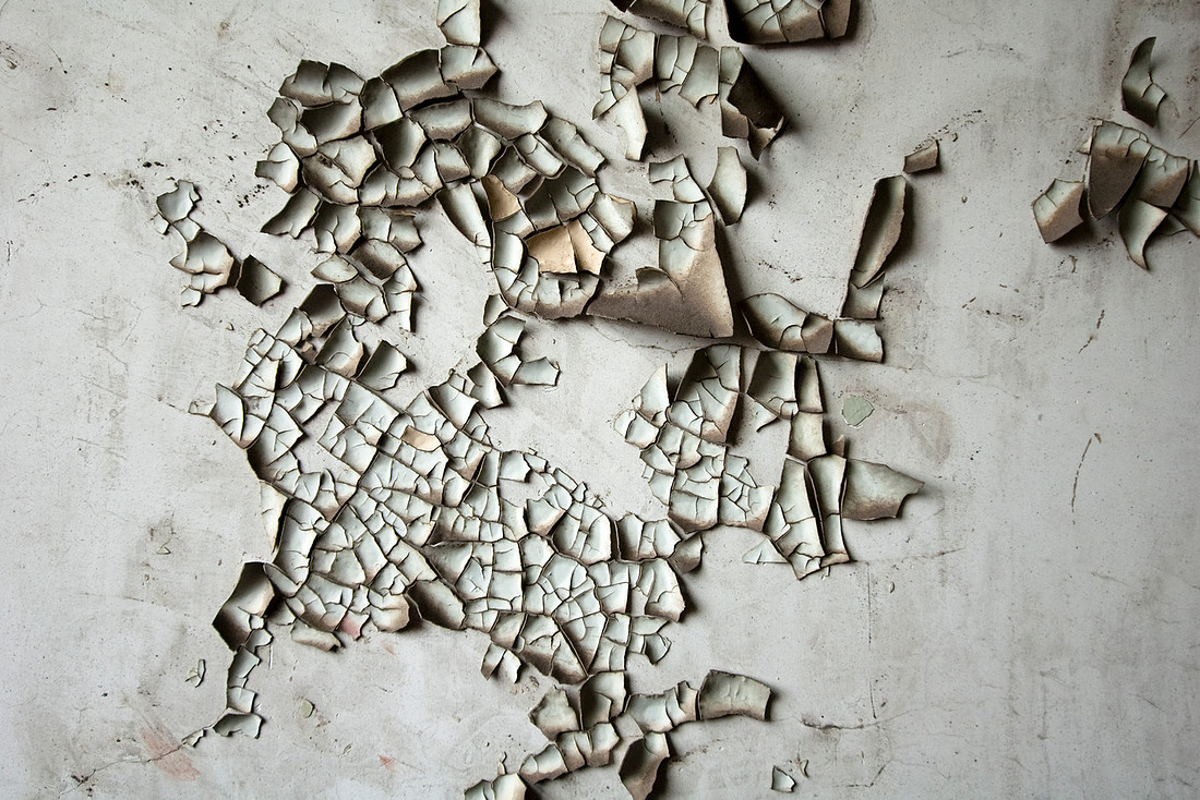 Peeling Texture 1