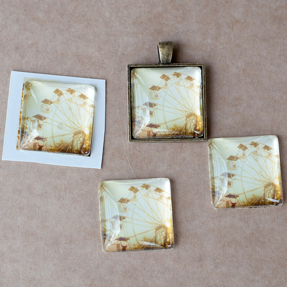 Photo Pendant Production