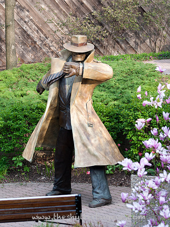 Statue on Naperville Riverwalk